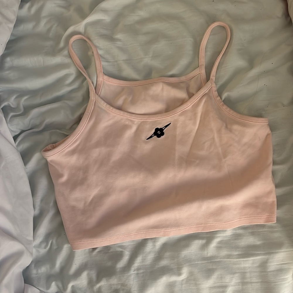 Short fit teenagers pink crop top